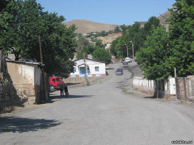 Сулюкта.Уголь возят без прерывно